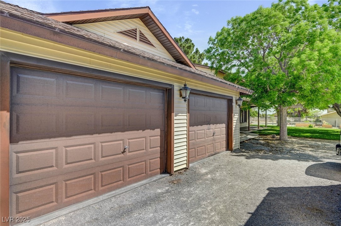 8970 West Lone Mountain Road Las Vegas, NV 89149 - Photo 3 of 94 3 Car Plus Garage!