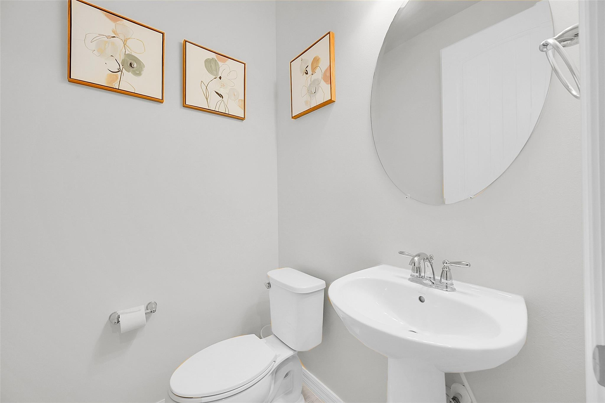 8247 Cinch Way Lake Worth, FL 33467 - Photo 12 of 33 Downstairs Bathroom
