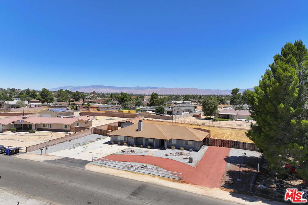 15361 Mondamon Road Apple Valley, CA 92307 - Photo 52 of 56
