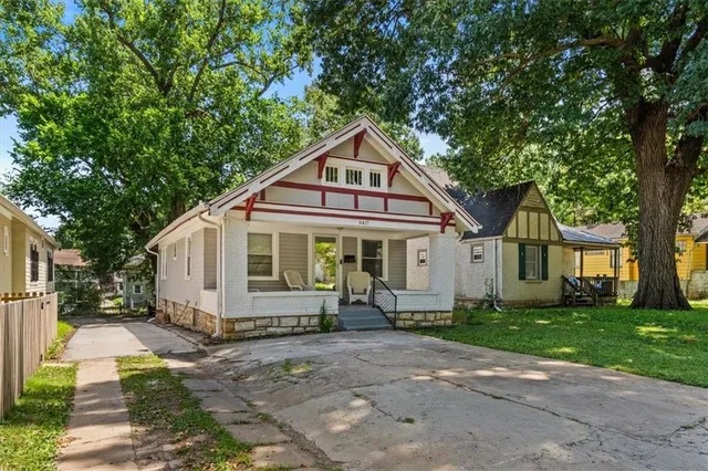 $159,900 | 5417 Woodland Avenue, Kansas City, MO 64110