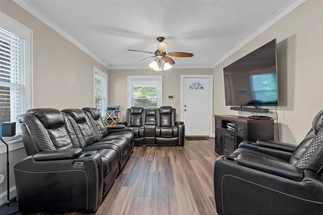 $159,900 | 5417 Woodland Avenue, Kansas City, MO 64110