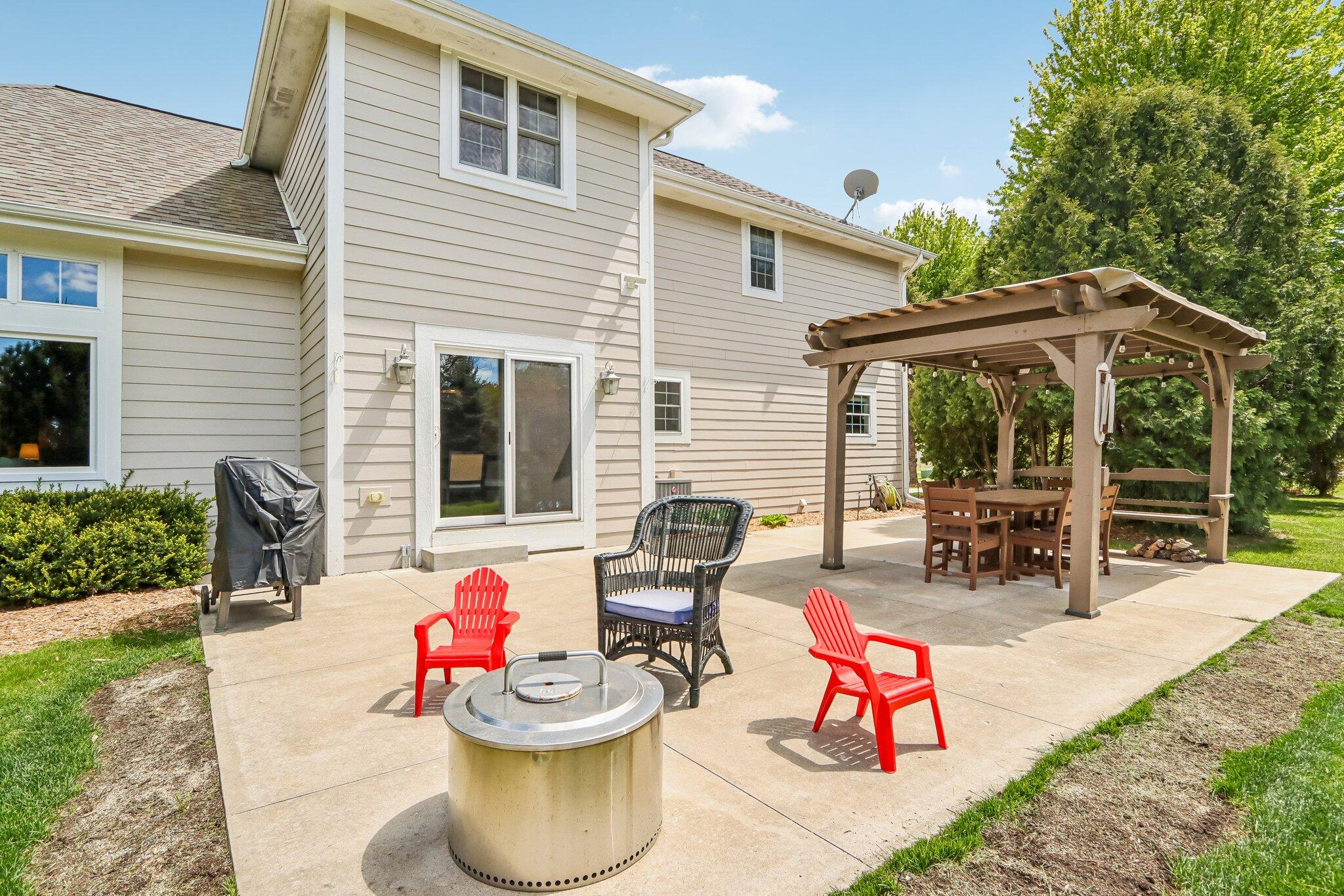 2335 Forest Run Summit, WI 53066 - Photo 44 of 60 Rear Patio