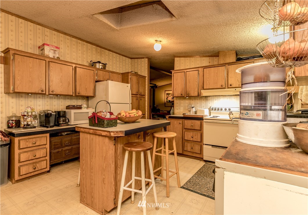 4350 Vining Road Bellingham, WA 98226 - Photo 11 of 15 Gallery Image 11