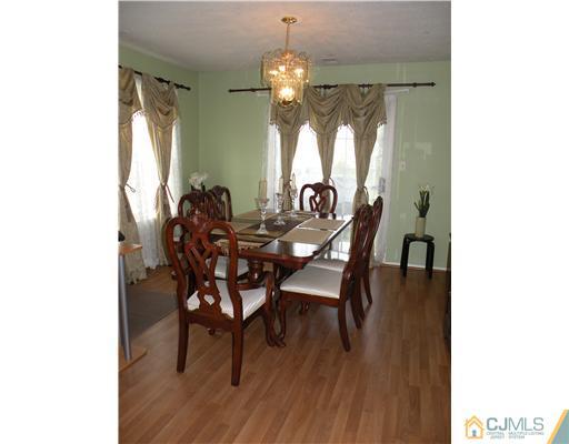 90 Orion Road Piscataway, NJ 08854 - Photo 4 of 10 Gallery Image 4