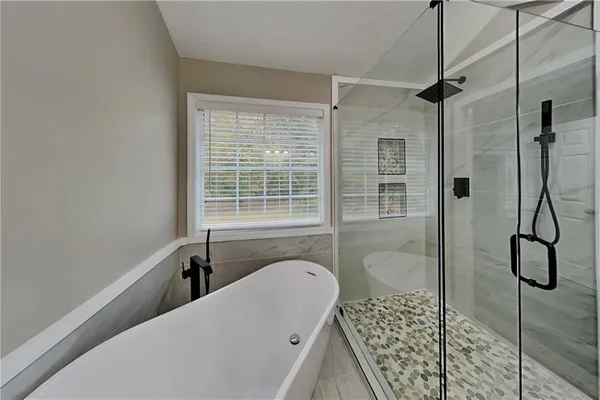 a en suite bathroom with a shower