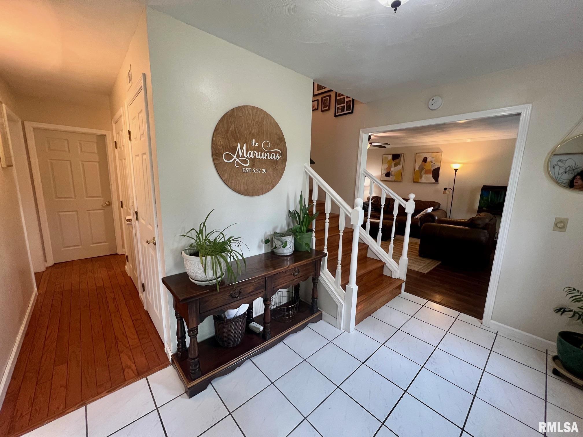 891 Riddle Hill Road Springfield, IL 62711 - Photo 3 of 50