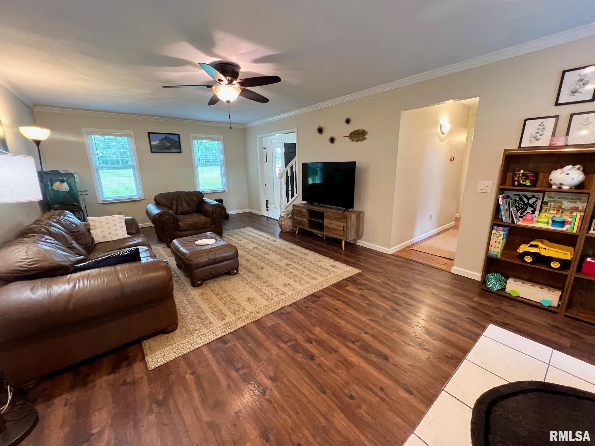 891 Riddle Hill Road Springfield, IL 62711 - Photo 8 of 50