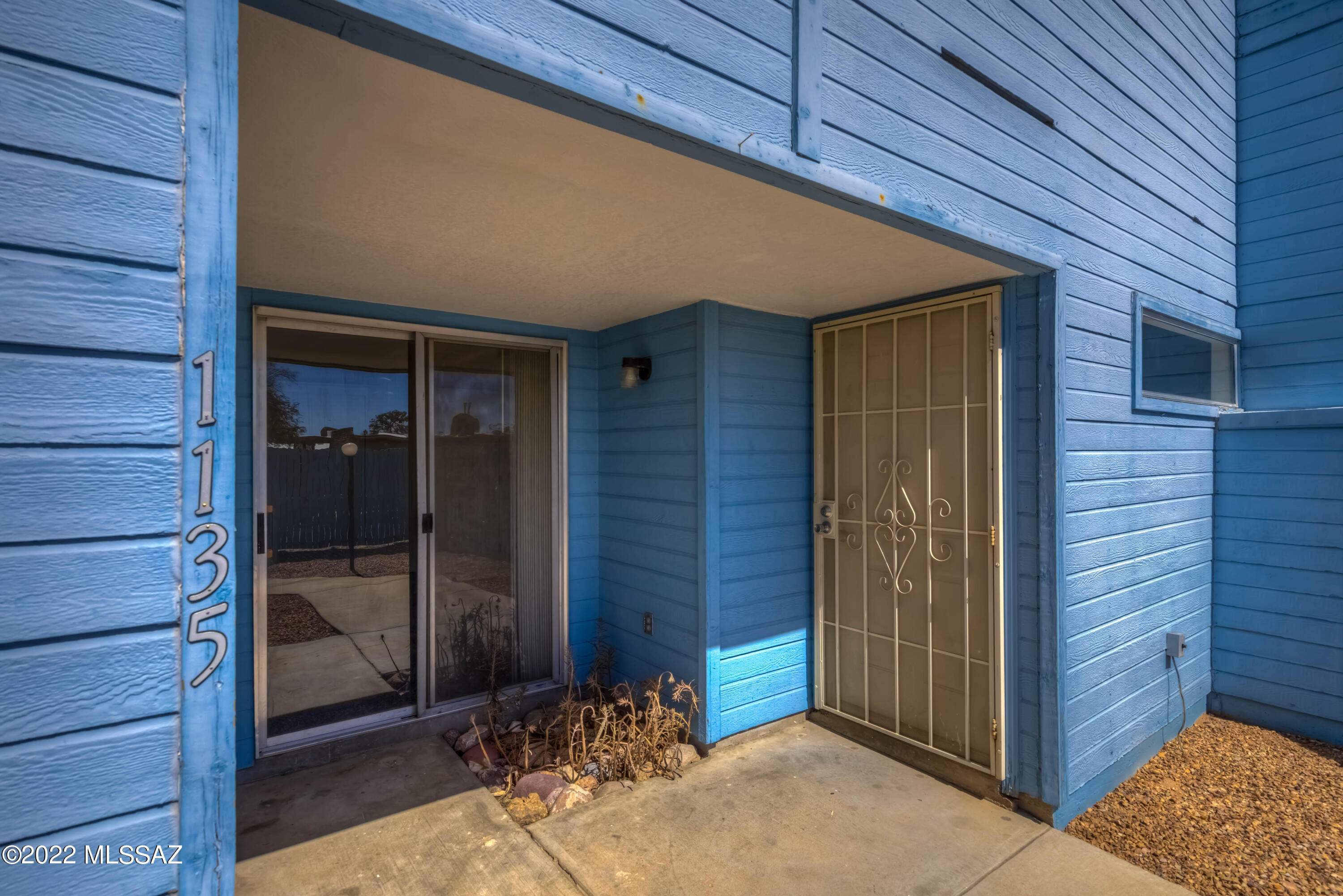 1135 West Roger Road Tucson, AZ 85705 - Photo 3 of 22