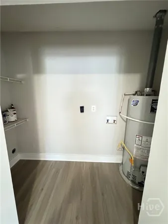 $2,095 | 426 Piercefield Drive, Richmond Hill, GA 31324