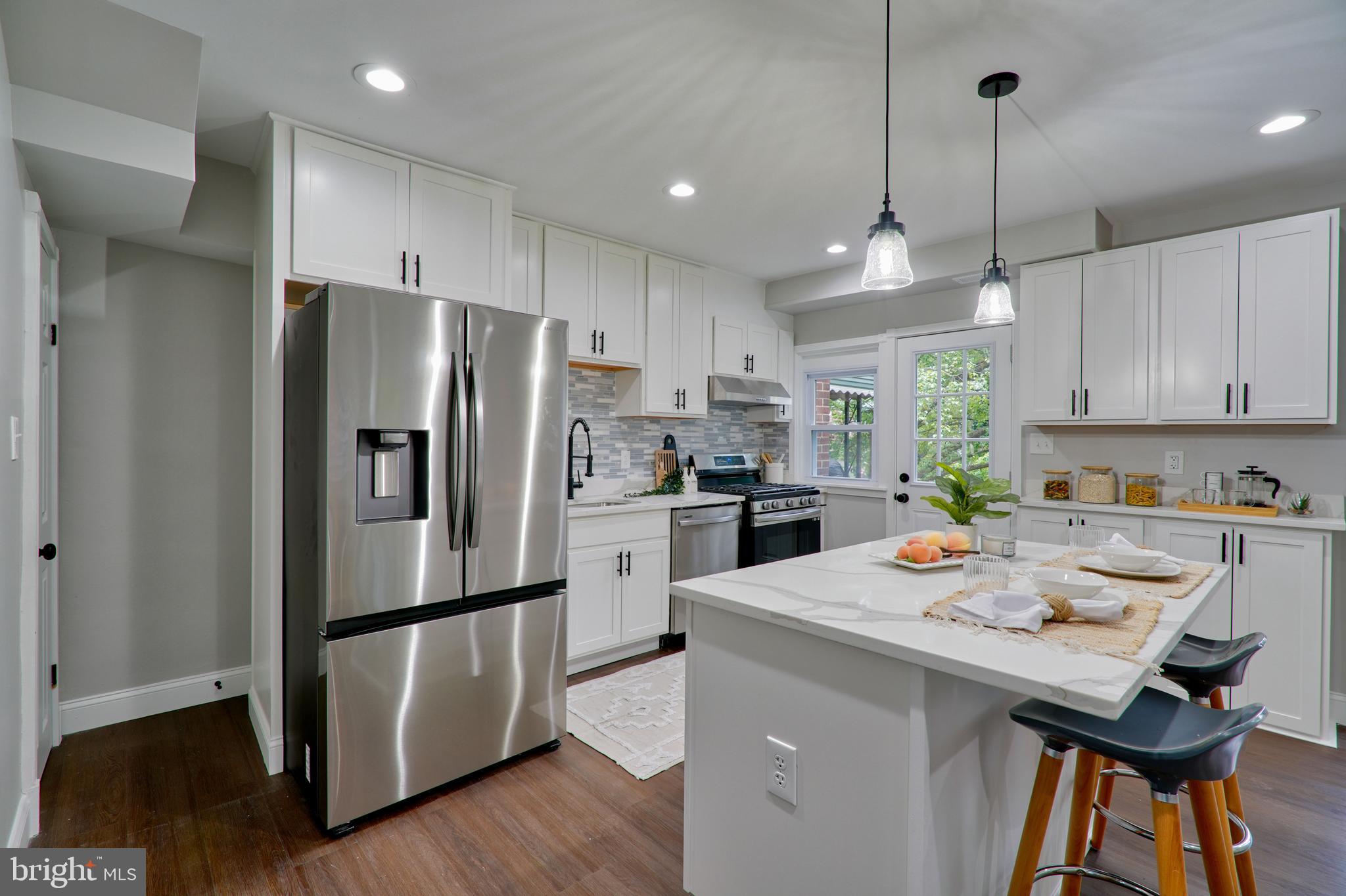 1509 Roundhill Road Baltimore, MD 21218 - Photo 7 of 35 Gallery Image 7