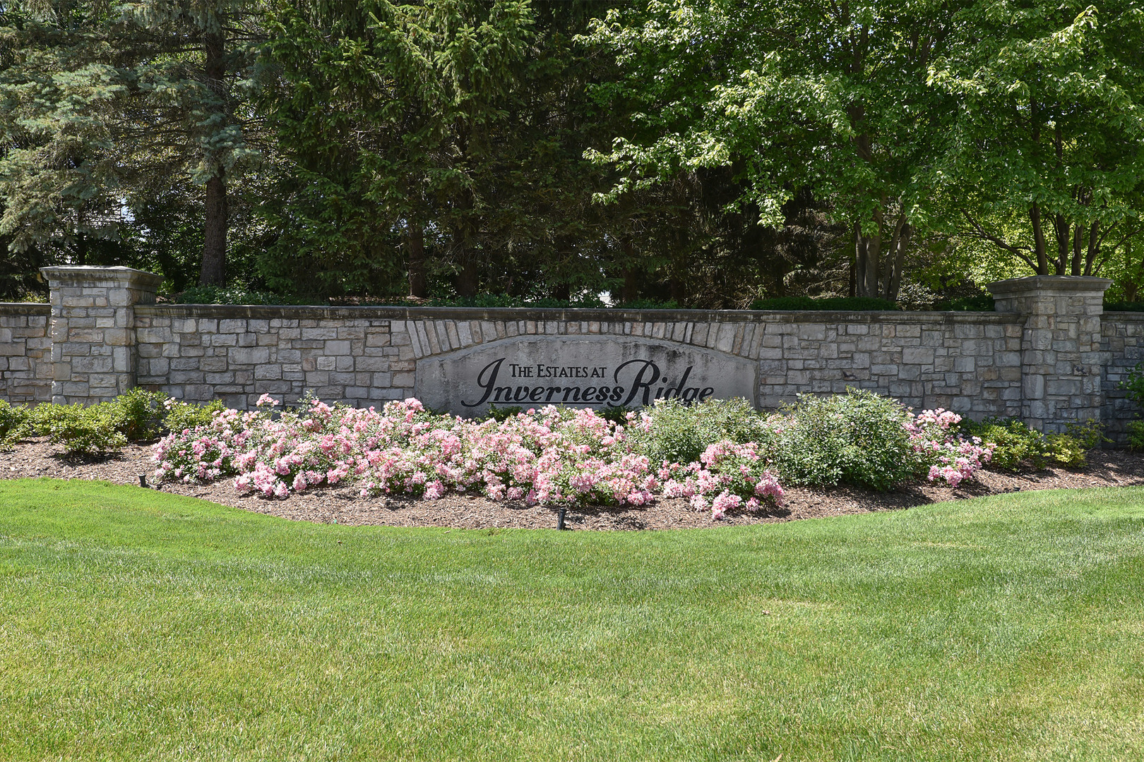 1002 Ridgeview Drive Inverness, IL 60010 - Photo 32 of 34 a view of a garden with flowers
