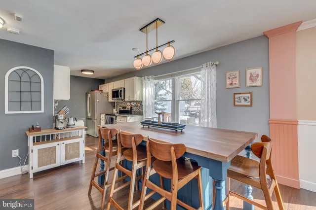 $425,000 | 225 Dobson Lane, Cherry Hill, NJ 08003