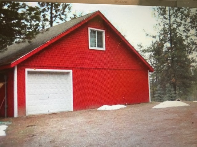 8610 East Bridges Road Elk, WA 99009 - Photo 2 of 9