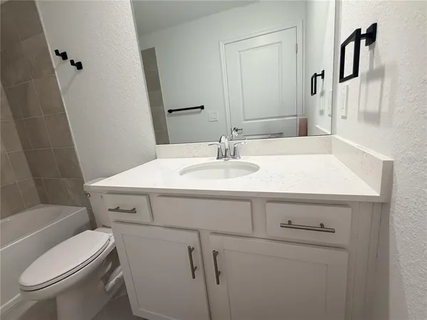 $1,995 | 17625 Opal Sand Drive, Unit 202, Venice, FL 34293