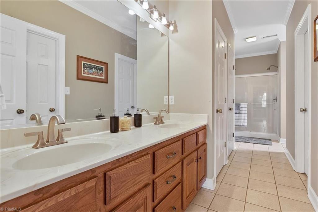 935 Robert Beck Road Lexington, NC 27292 - Photo 15 of 45 En suite bathroom