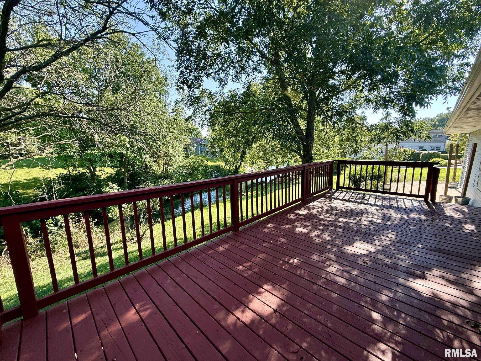 165 Birch Road Petersburg, IL 62675 - Photo 20 of 24 Gallery Image 20