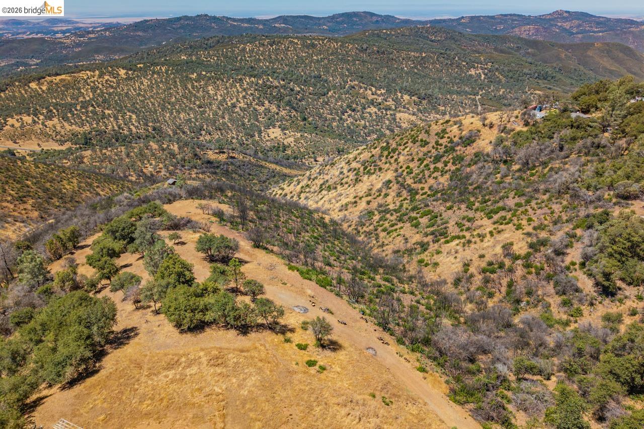 8262 Jackass Ridge Road Coulterville, CA 95311 - Photo 41 of 45 Gallery Image 41