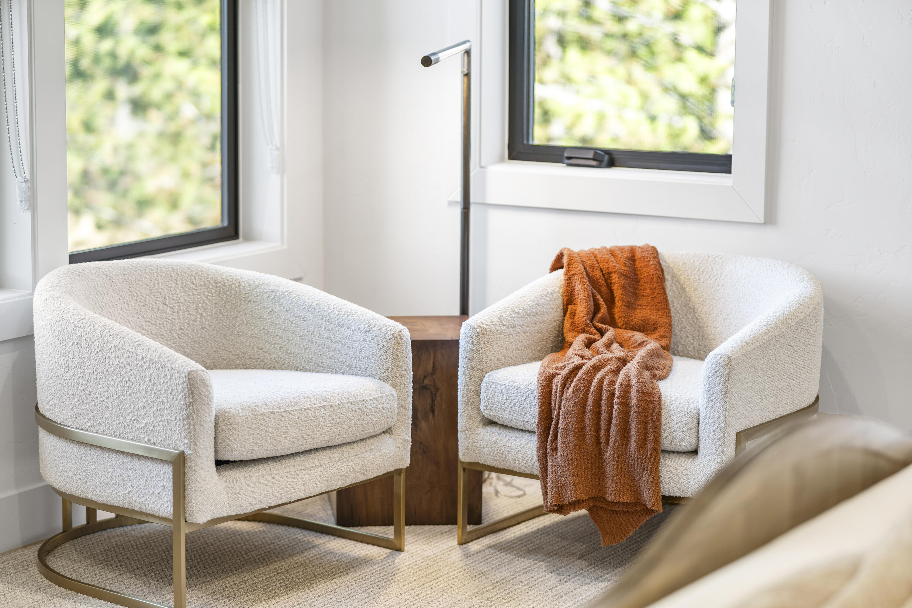 56500 Sunstone Loop, Unit 161 Bend, OR 97707 - Photo 54 of 64 Cozy Seating Area
