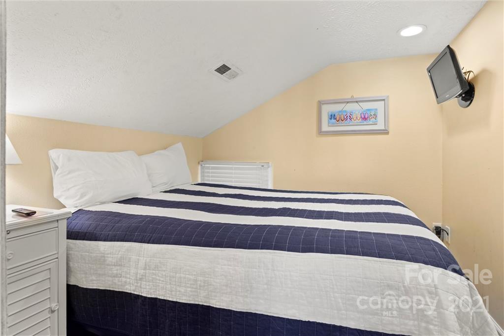 7932 Bankhead Road Denver, NC 28037 - Photo 41 of 44 Gallery Image 41