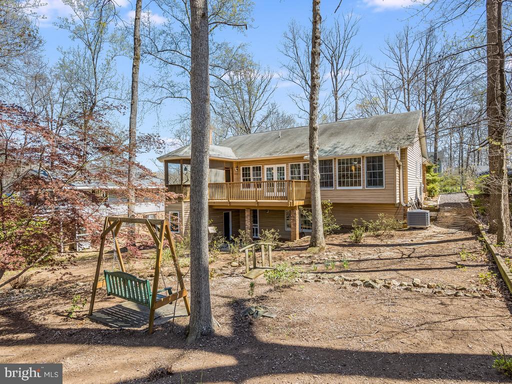 713 Gold Valley Road Locust Grove, VA 22508 - Photo 27 of 45 Plenty of yard for kids or pets to play