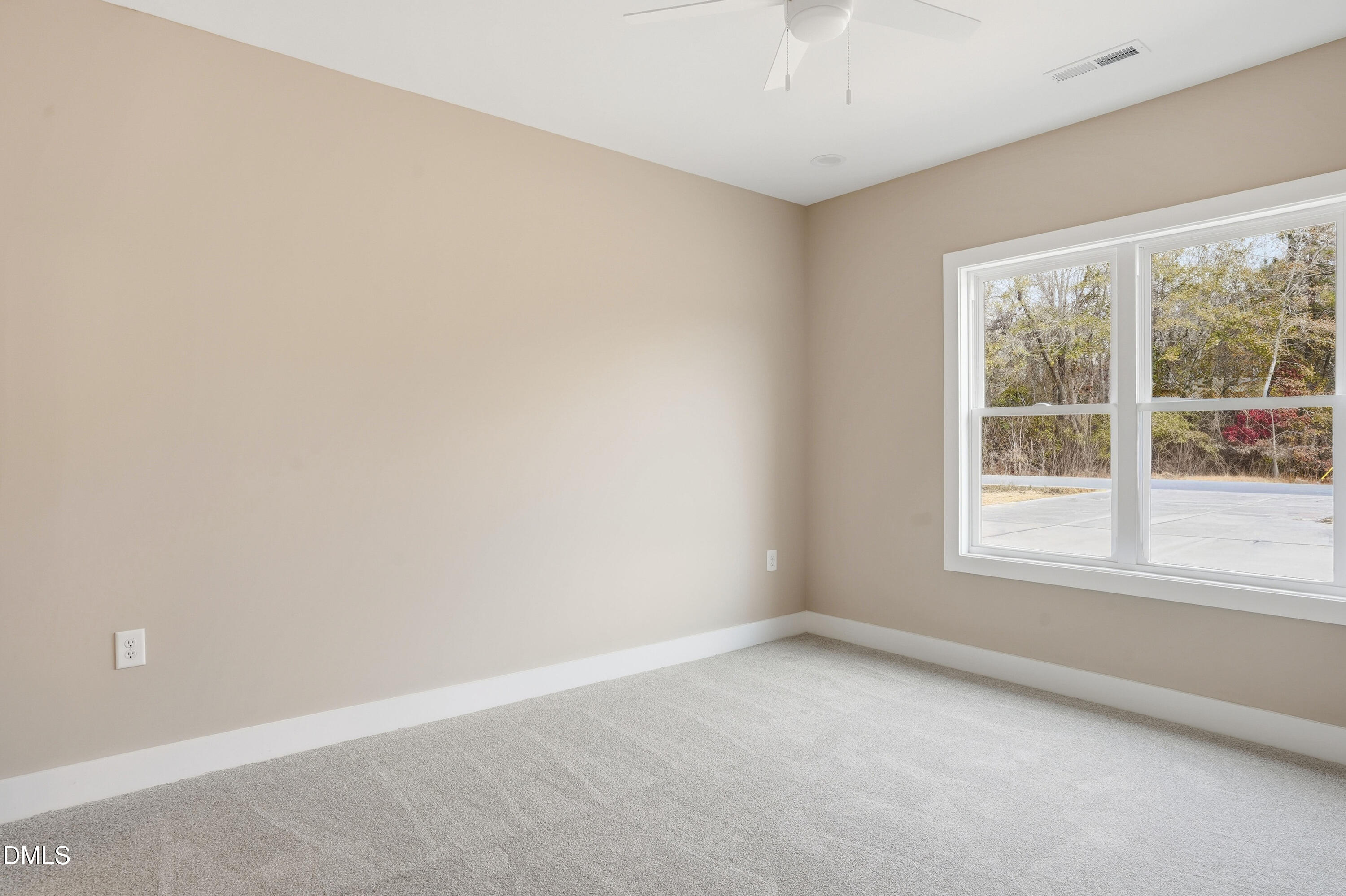 1115 Jada Allen Road Dunn, NC 28334 - Photo 21 of 32 an empty room with a window