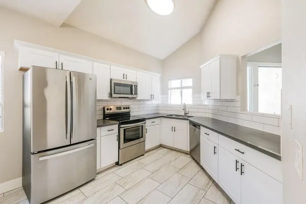 $1,995 | 8147 West Greer Avenue, Peoria, AZ 85345