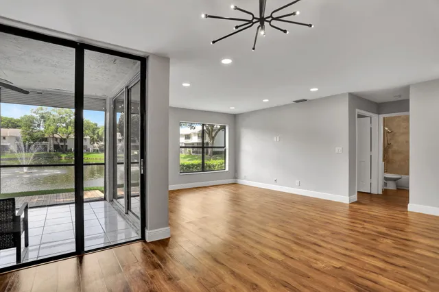 $320,000 | 4771 Northwest 22nd Street, Unit 42121, Pompano Beach, FL 33063