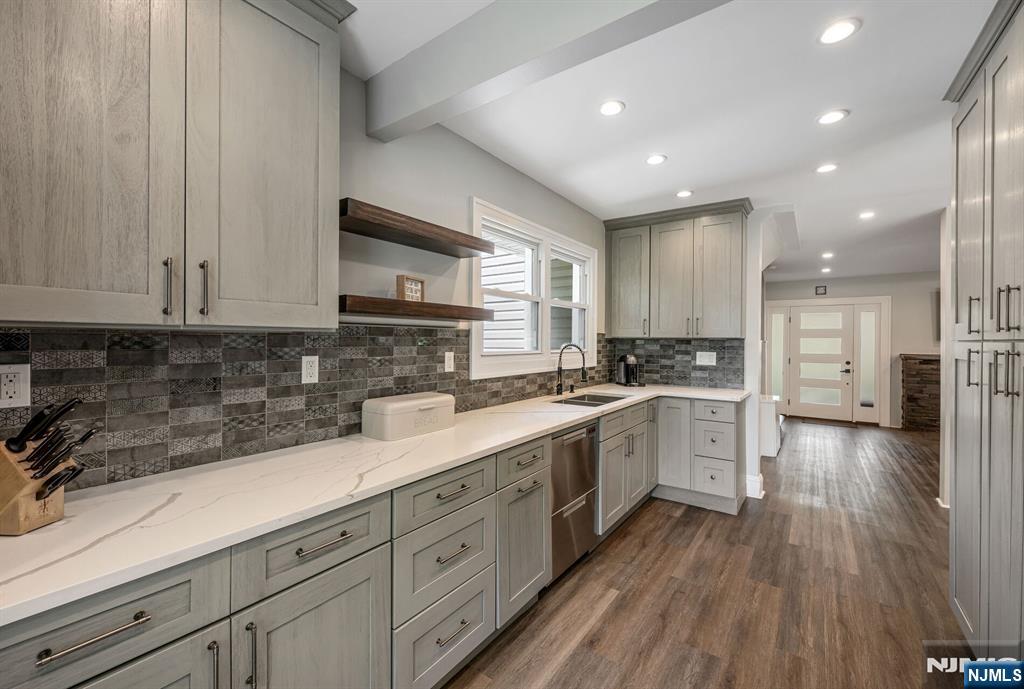 1275 Princeton Road Teaneck, NJ 07666 - Photo 13 of 26