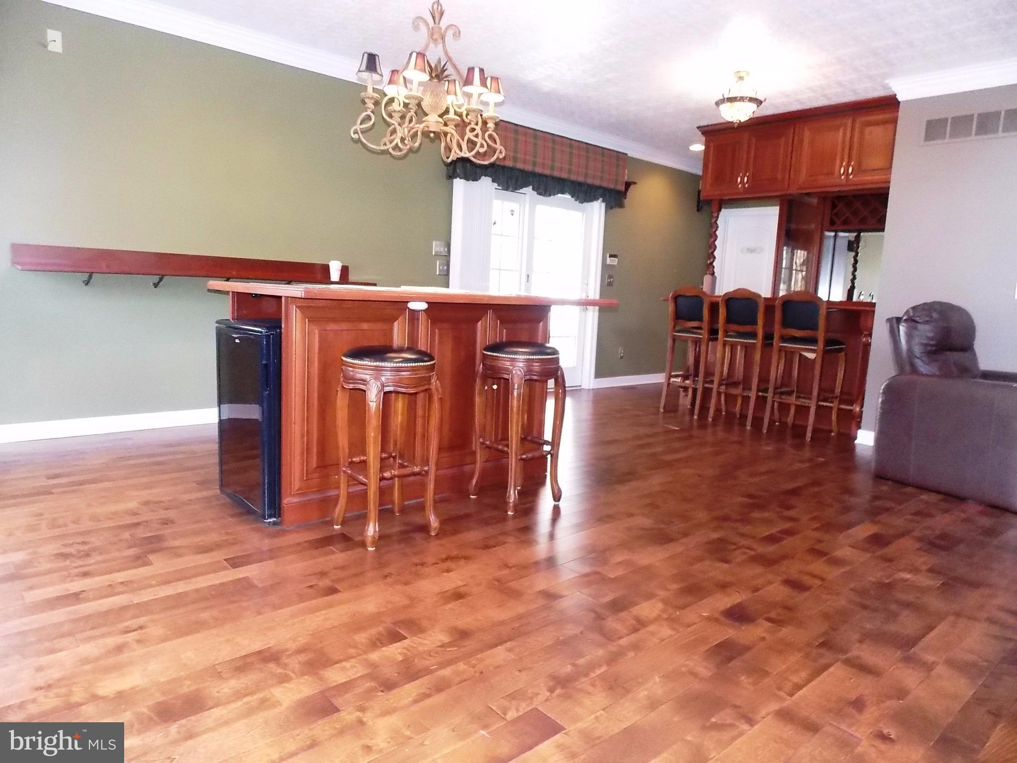 11409 Raphel Road Upper Falls, MD 21156 - Photo 11 of 30 Family Room