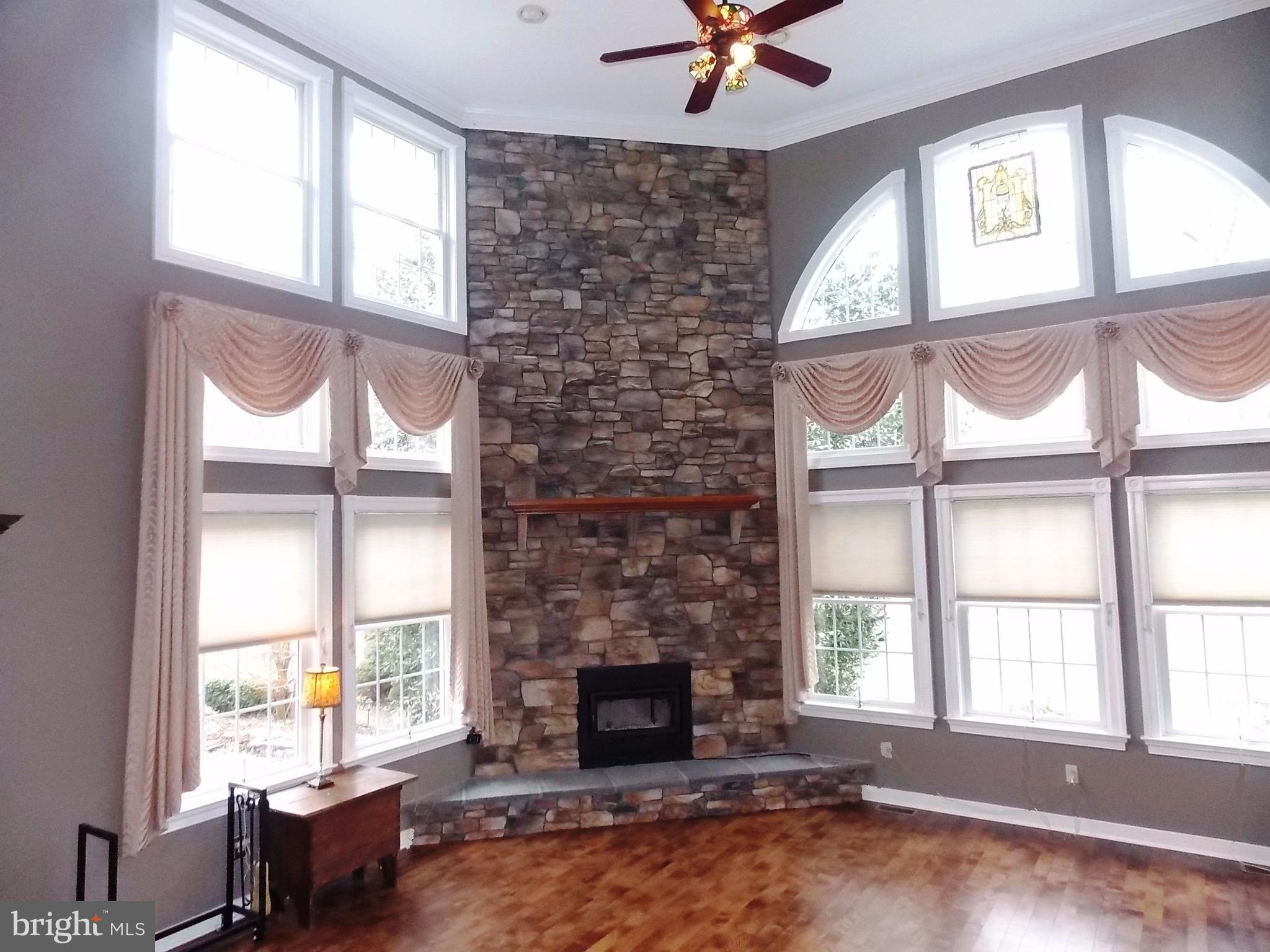 11409 Raphel Road Upper Falls, MD 21156 - Photo 13 of 30 Family Room