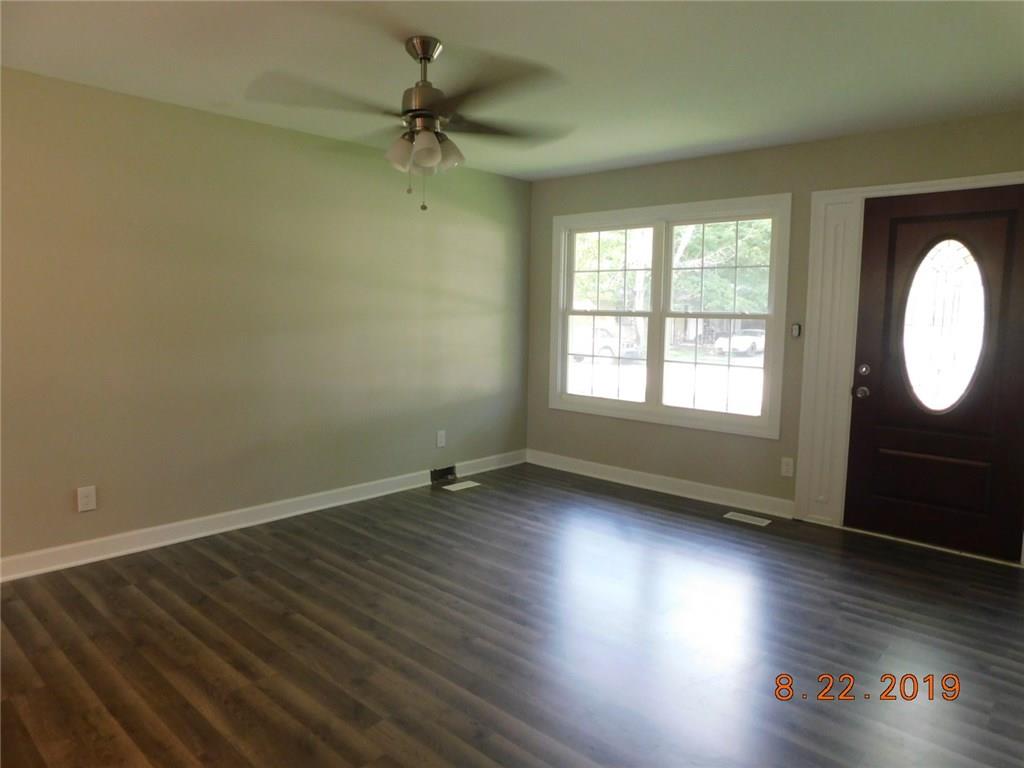 8207 Barry Road Indianapolis, IN 46219 - Photo 4 of 16 Gallery Image 4