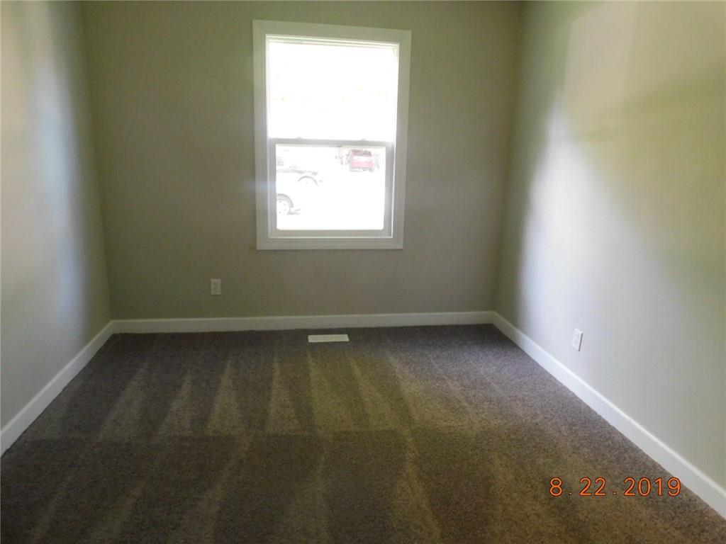 8207 Barry Road Indianapolis, IN 46219 - Photo 9 of 16 Gallery Image 9