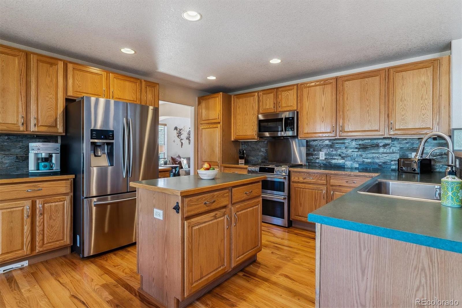474 West Rose Finch Circle Highlands Ranch, CO 80129 - Photo 11 of 41 Gallery Image 11