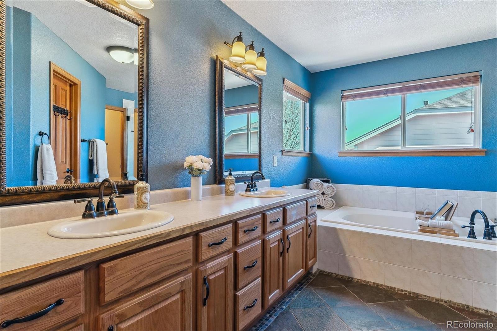 474 West Rose Finch Circle Highlands Ranch, CO 80129 - Photo 22 of 41 Gallery Image 22