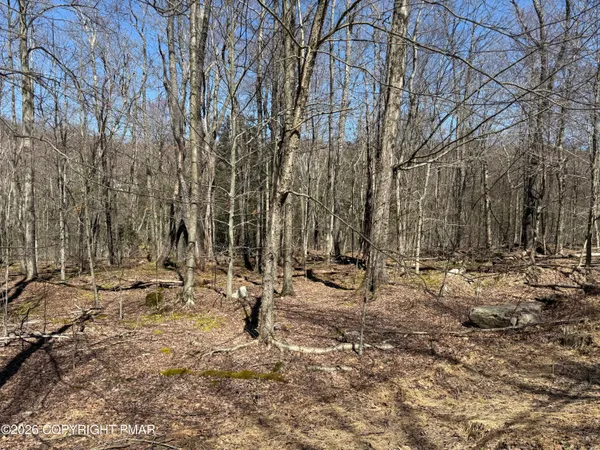 $5,500 | 85 Fountain Drive, Gouldsboro, PA 18424