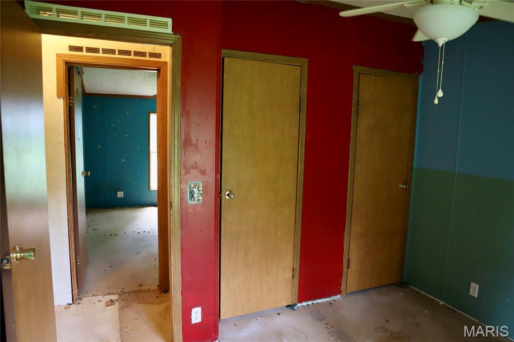 504 Hinton Street Kane, IL 62054 - Photo 28 of 35 Gallery Image 28