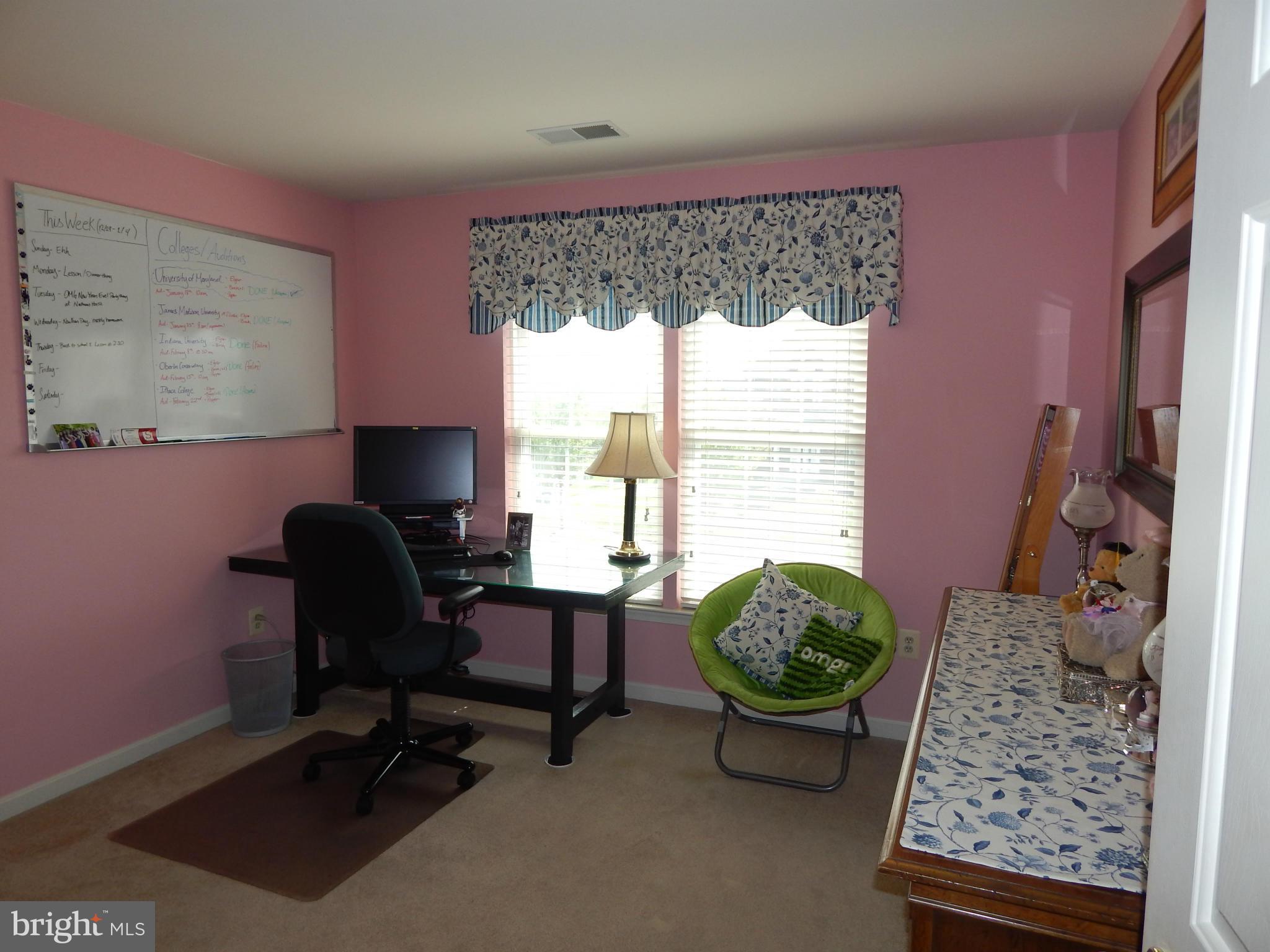 13927 Falconcrest Road Germantown, MD 20874 - Photo 19 of 29 Bedroom
