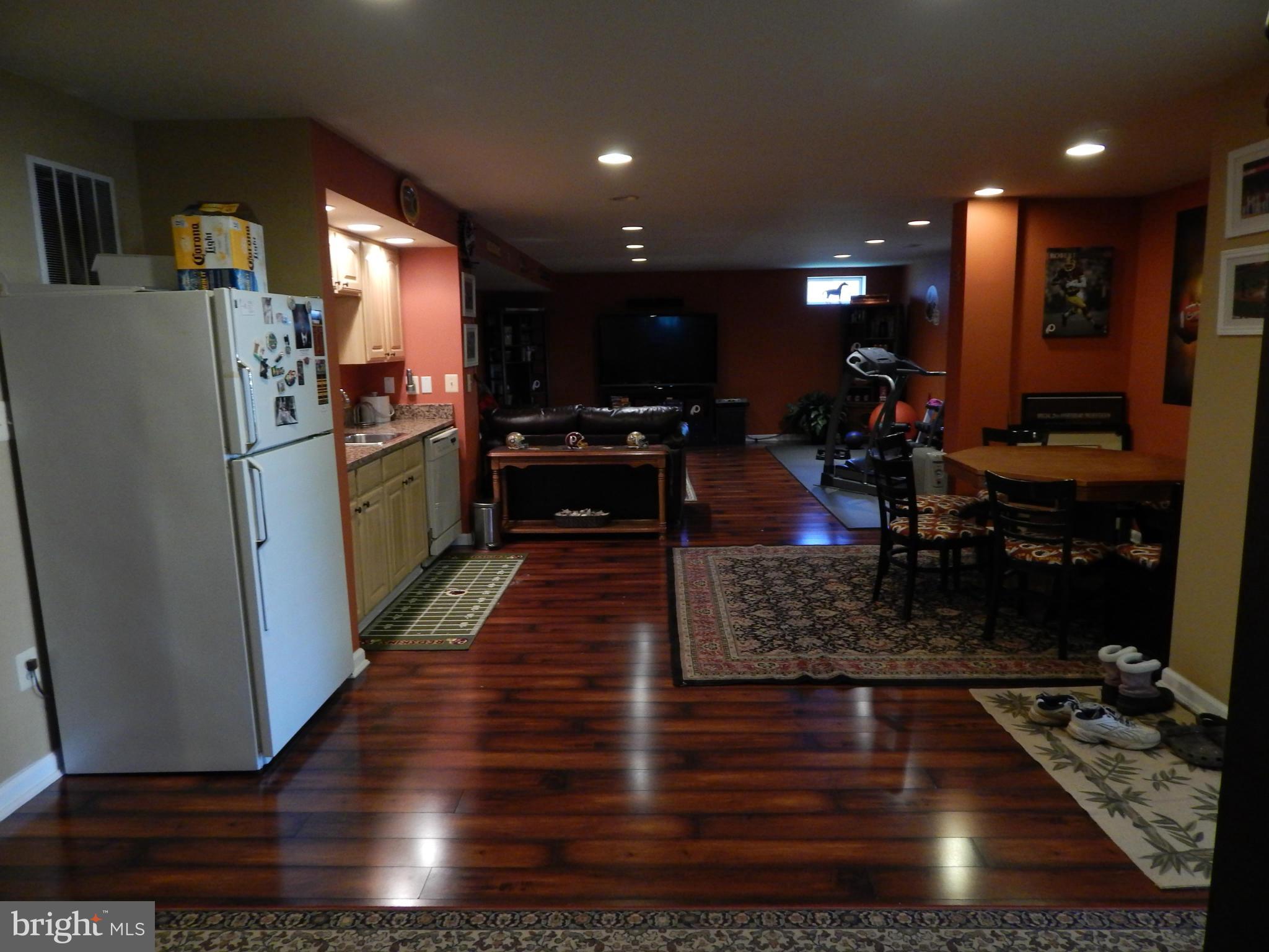 13927 Falconcrest Road Germantown, MD 20874 - Photo 22 of 29 Basement