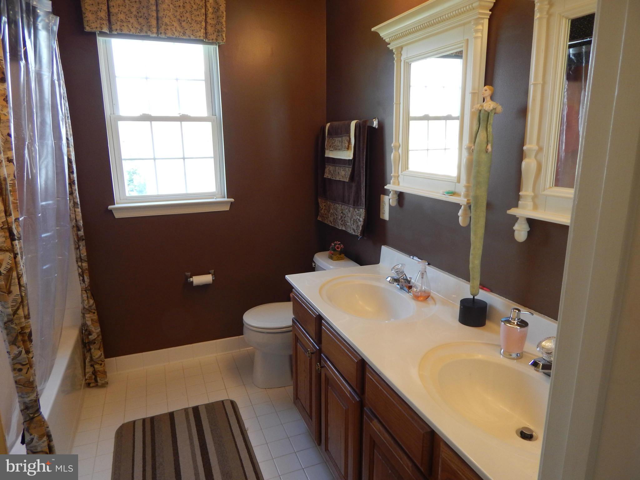 13927 Falconcrest Road Germantown, MD 20874 - Photo 27 of 29 Bath