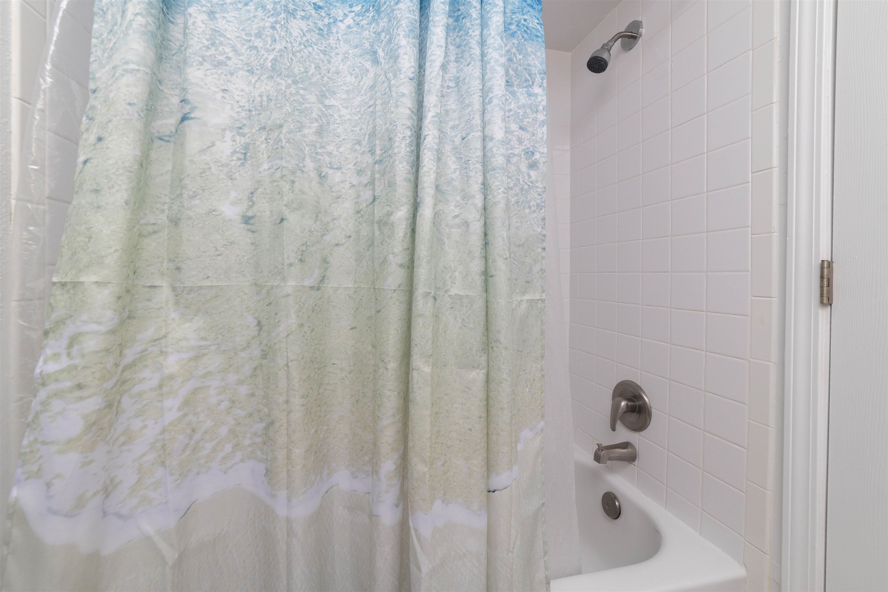 28 Schooner Court, Unit 28 St. Augustine, FL 32080 - Photo 22 of 28 a bathroom with a shower and a tub