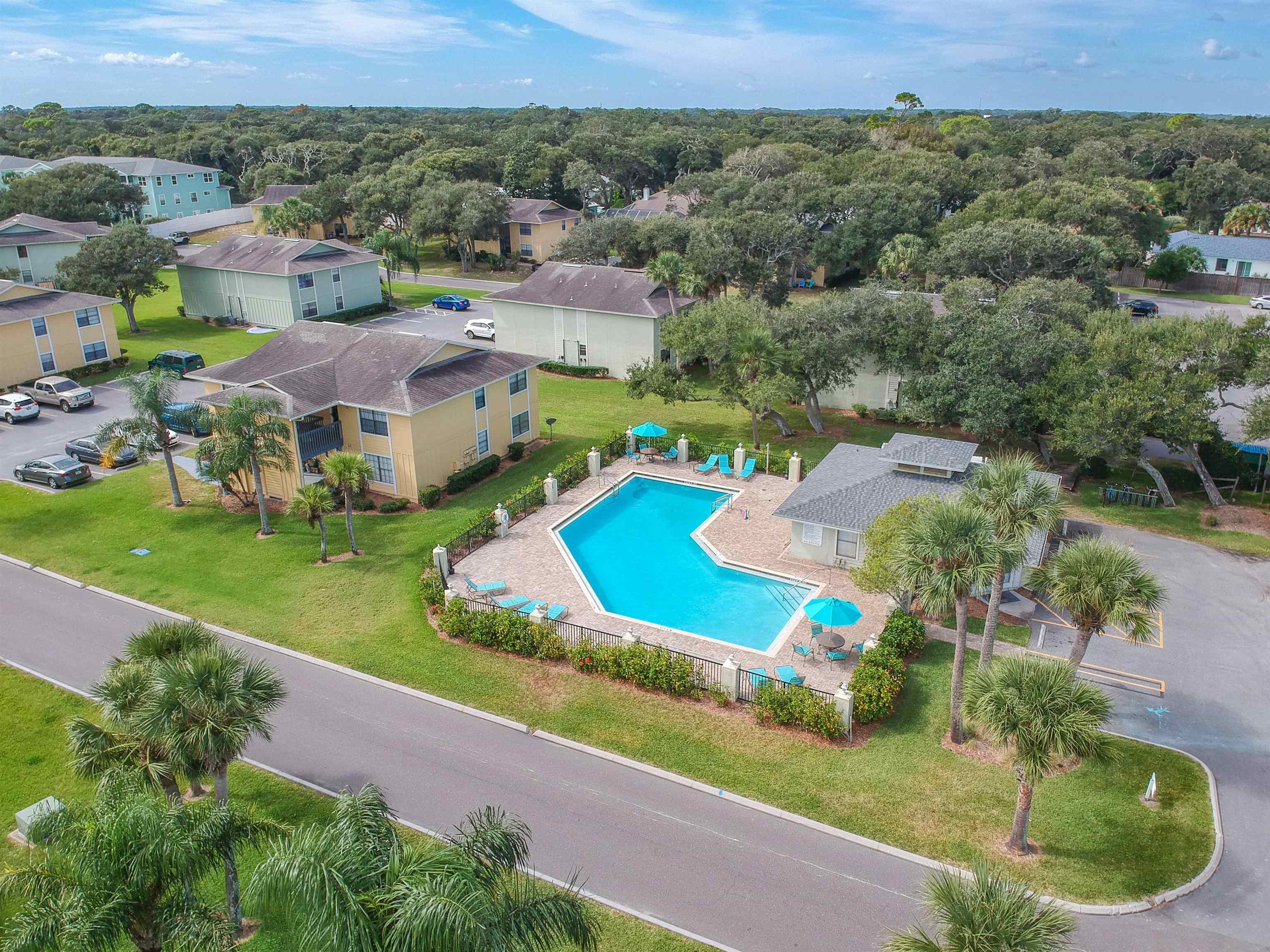 28 Schooner Court, Unit 28 St. Augustine, FL 32080 - Photo 25 of 28 an aerial view of a house with garden