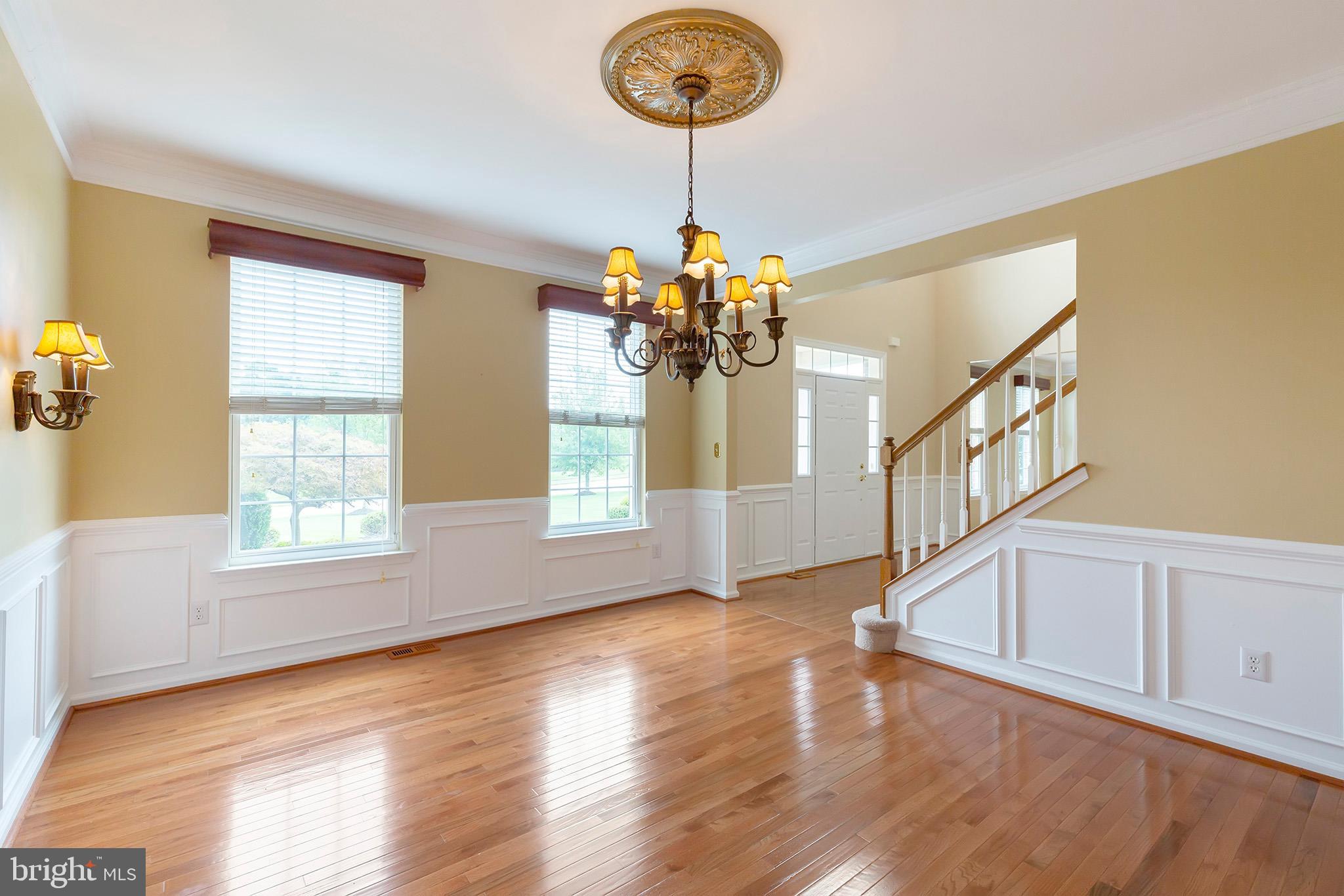 253 Jennings Way Mickleton, NJ 08056 - Photo 11 of 53 Dining Room
