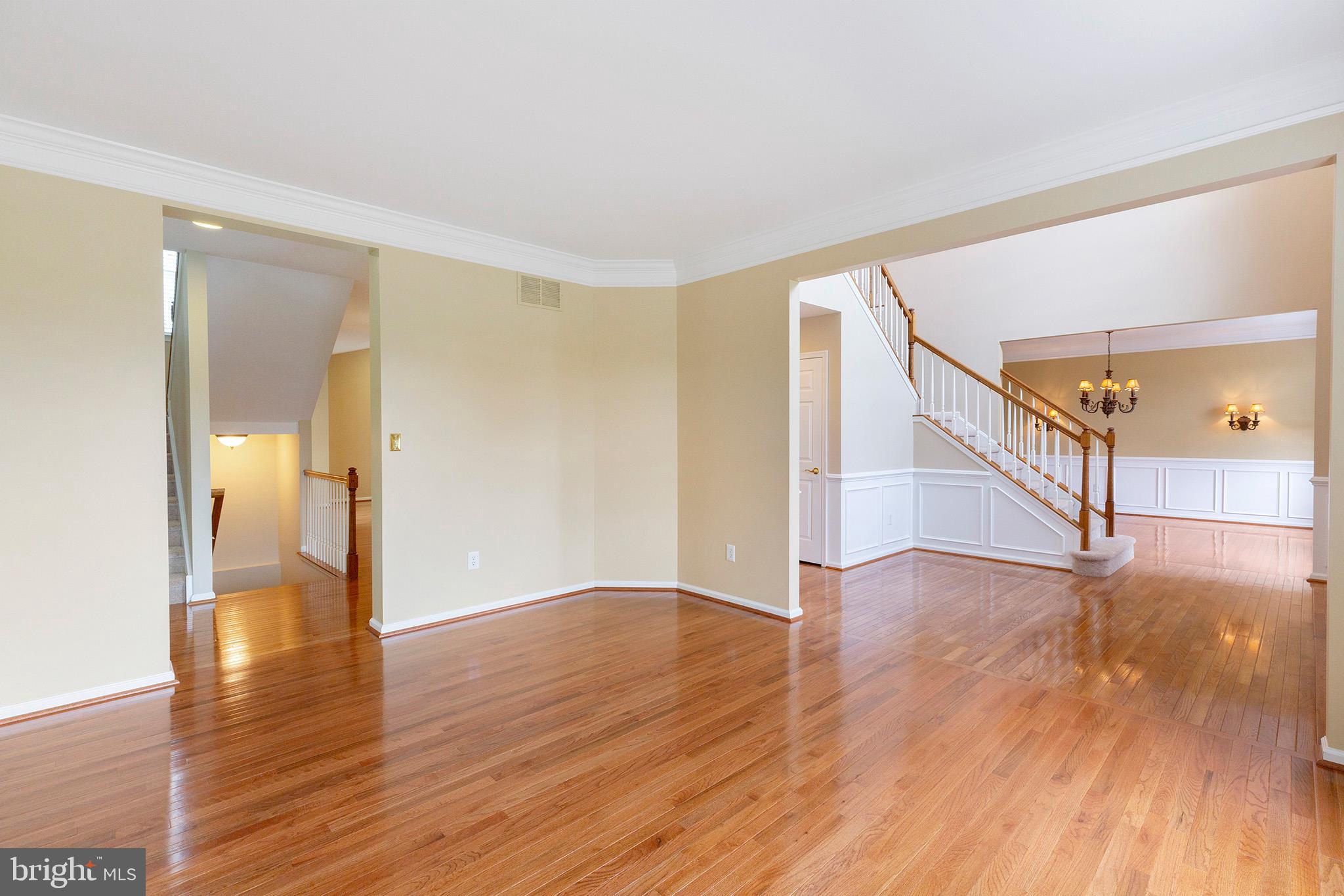 253 Jennings Way Mickleton, NJ 08056 - Photo 14 of 53 Living Room