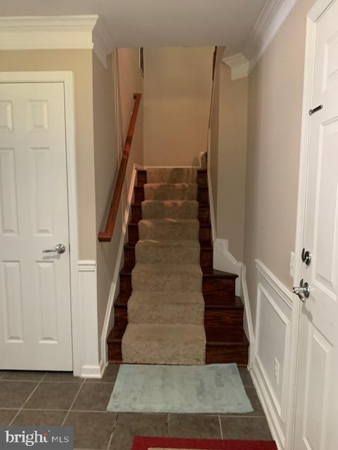 22440 Snow Powder Terrace Brambleton, VA 20148 - Photo 3 of 21 Foyer