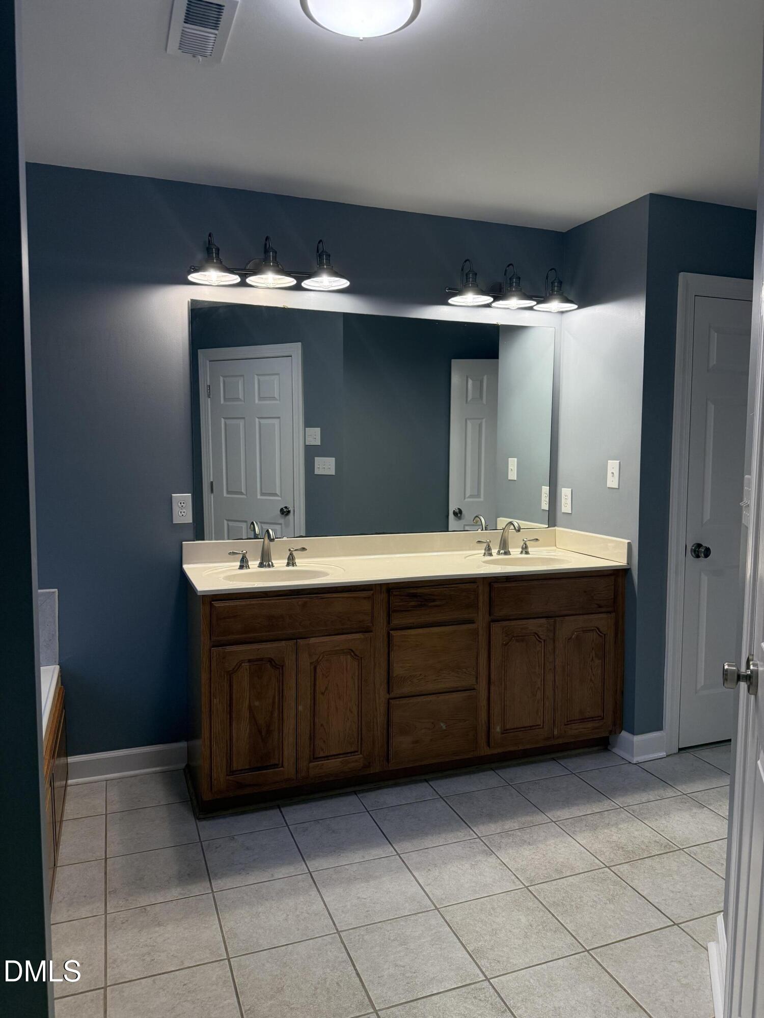 1201 Torchlight Way Raleigh, NC 27603 - Photo 20 of 36 Master Bathroom