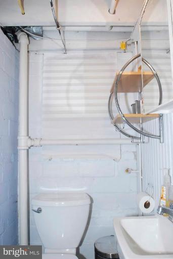 5361 Broad Branch Road Northwest Washington, DC 20015 - Photo 19 of 24 Half Bath 1