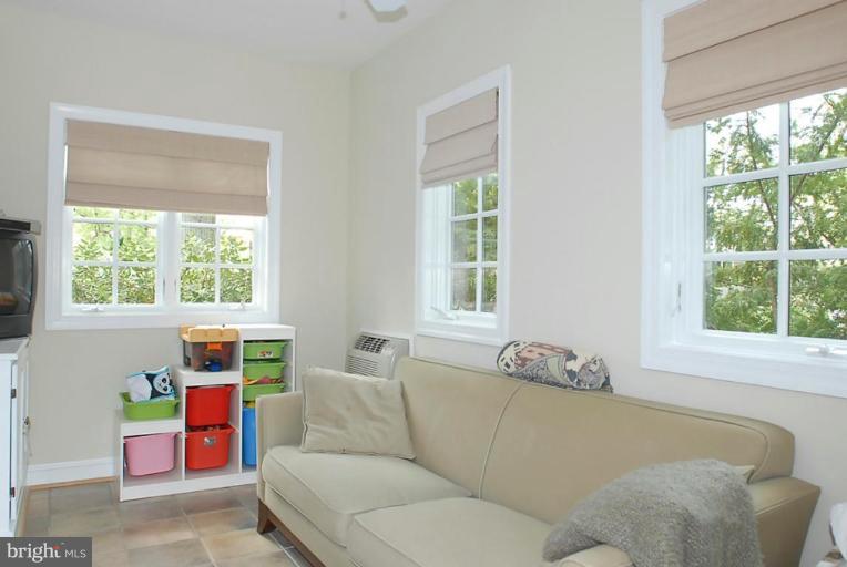 5361 Broad Branch Road Northwest Washington, DC 20015 - Photo 5 of 24 Den