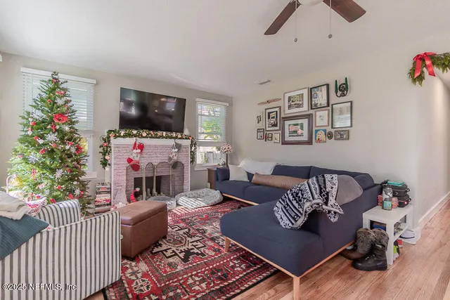 $2,000 | 909 Talbot Avenue, Jacksonville, FL 32205