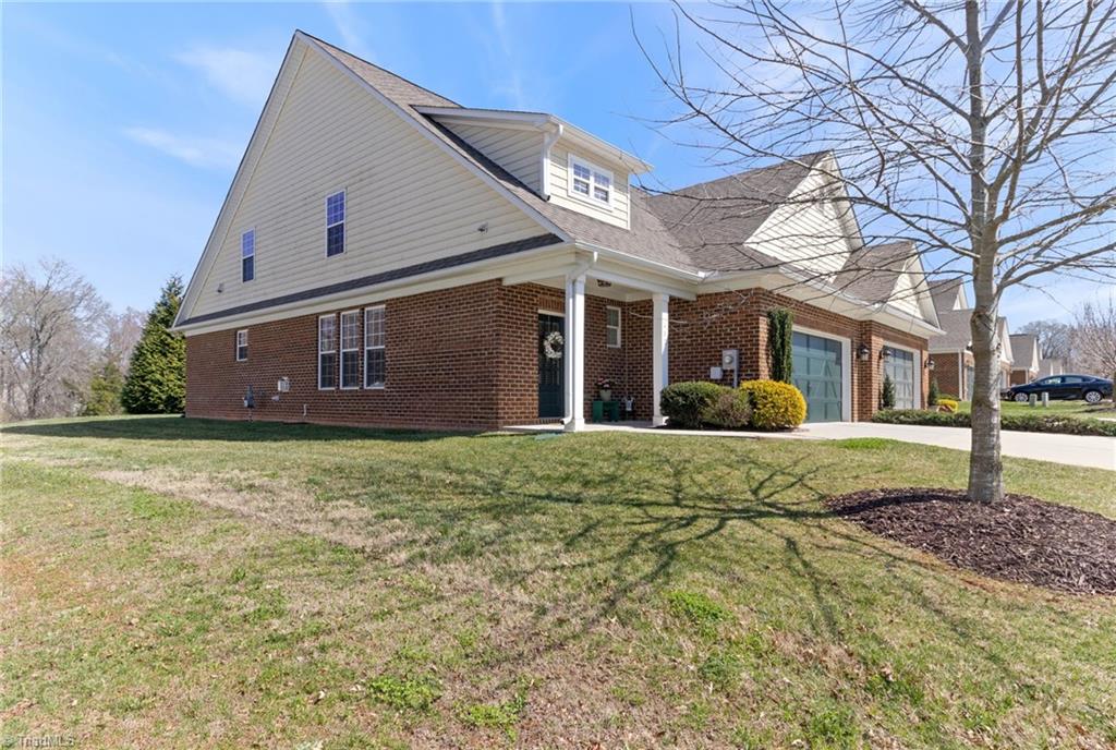 402 Mockingbird Lane Mebane, NC 27302 - Photo 3 of 36