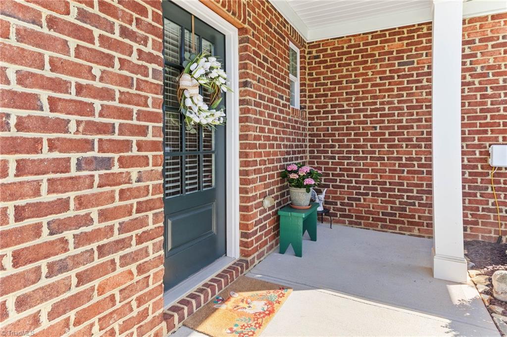 402 Mockingbird Lane Mebane, NC 27302 - Photo 5 of 36